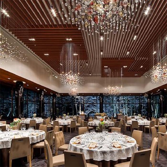 酒店藝術(shù)燈具_(dá)非標(biāo)宴會(huì)廳工程燈什么價(jià)格【孫氏照明】